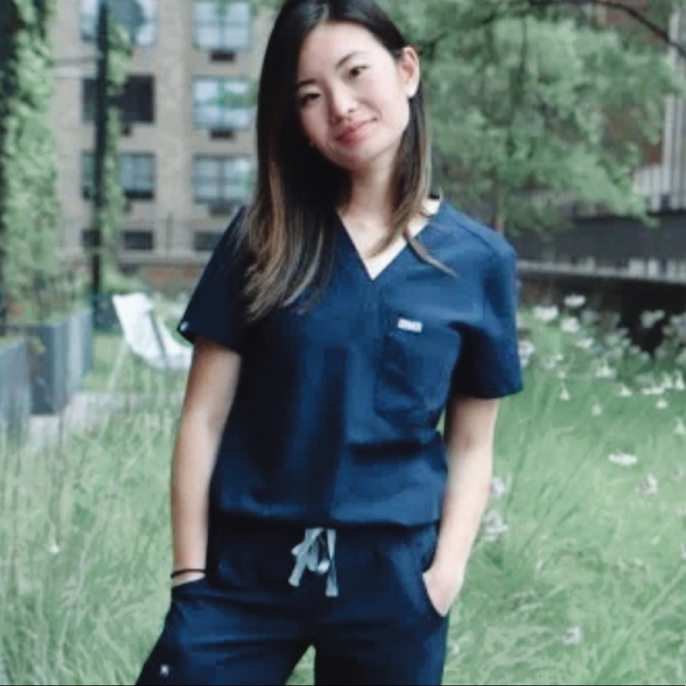 Figs Casma Three Pocket Scrub Top